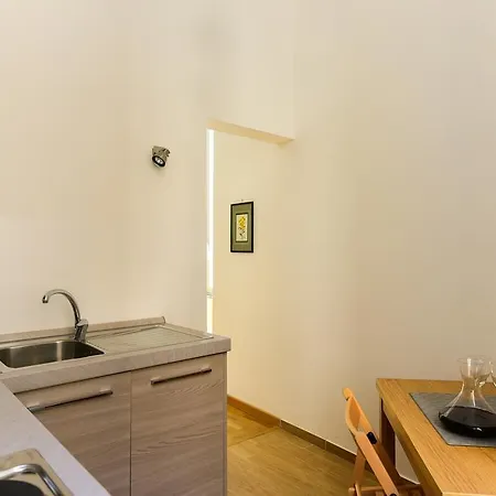 Cs Cosy Termini Studio Rome