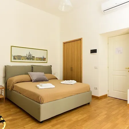 Cs Cosy Termini Studio